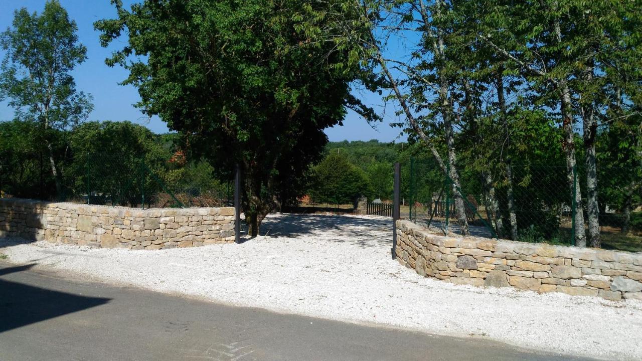 Apartamento Le Logis Du Foirail Saint-Projet  Exterior foto